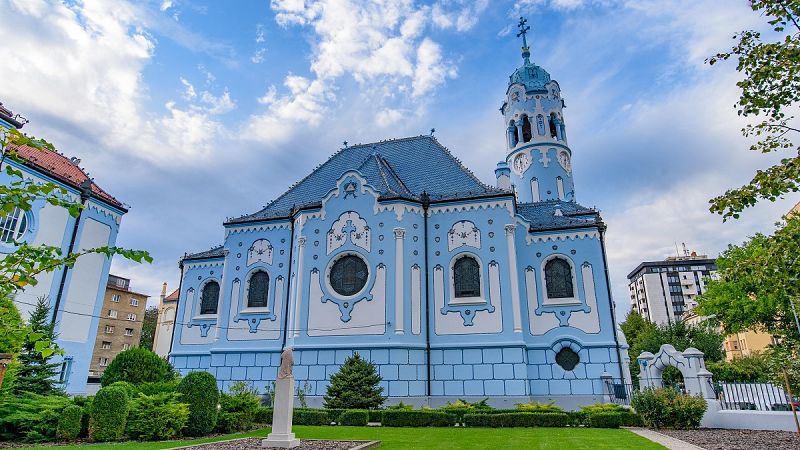 La Iglesia Azul de Bratislava, una obra del Gaud de Hungra