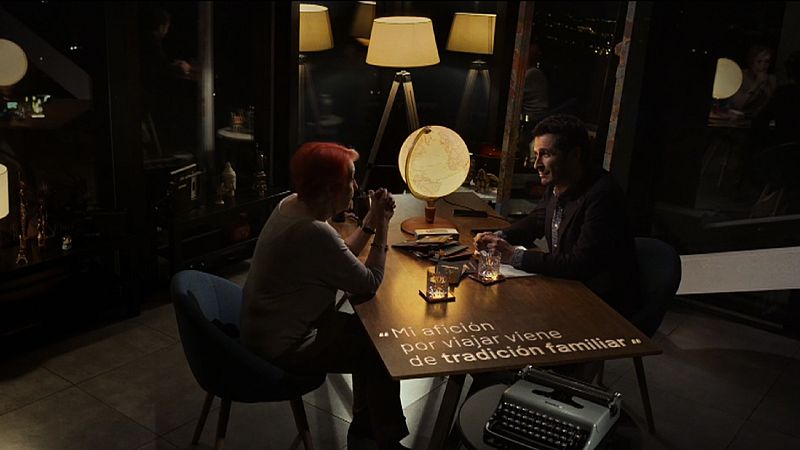 Rosa María Calaf se sienta al otro lado en 'La matemática del espejo'