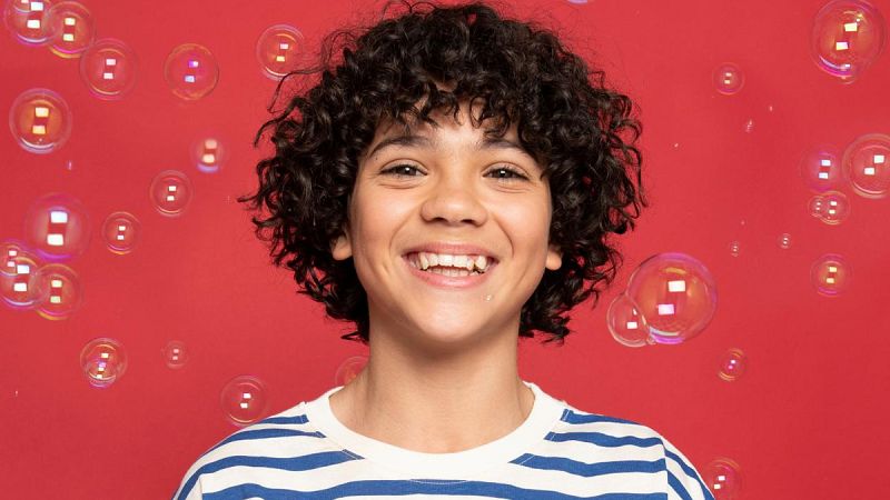 Enzo representa a Francia con "Tic Tac" en Eurovisión Junior 2021