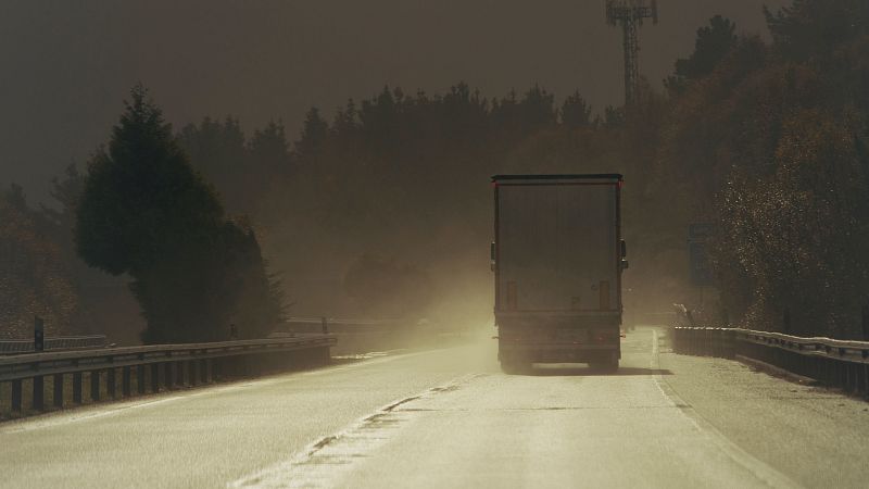 Doce comunidades autónomas y Melilla, en riesgo por lluvia, nieve y viento