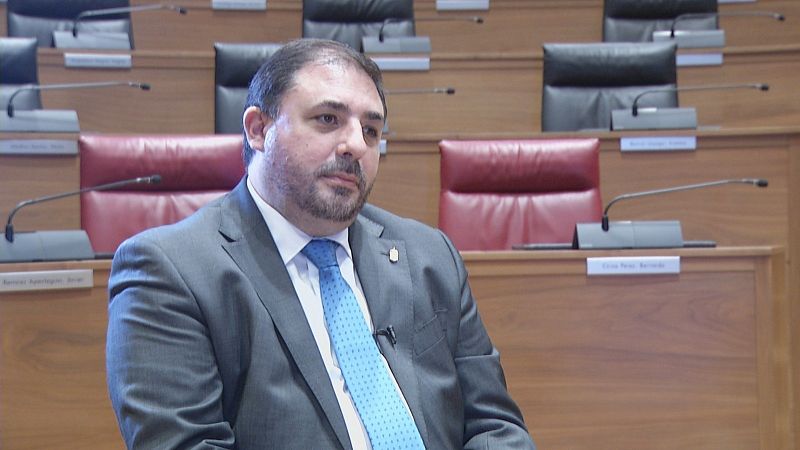 Unai Hualde, presidente del Parlamento de Navarra: "Bildu se está convirtiendo en un actor institucional"