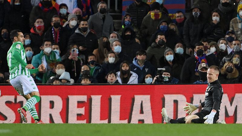 El Betis reaviva la crisis del Barça