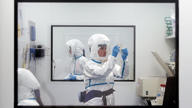 Ómicron y las mujeres que secuenciaron el coronavirus en España