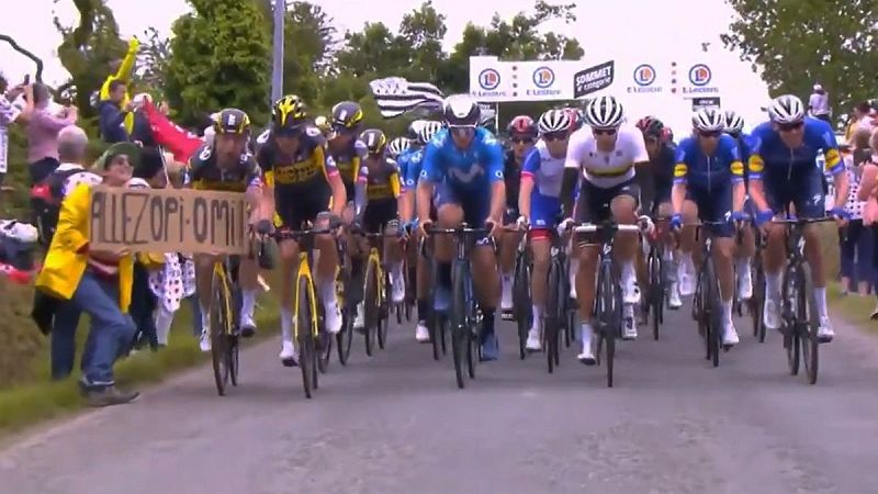 Condenada a pagar 1.200 euros de multa la espectadora que caus� una masiva ca�da en el Tour