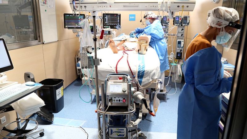 Preocupa l'increment d'ingressos i pacients a l'UCI a les portes de Nadal