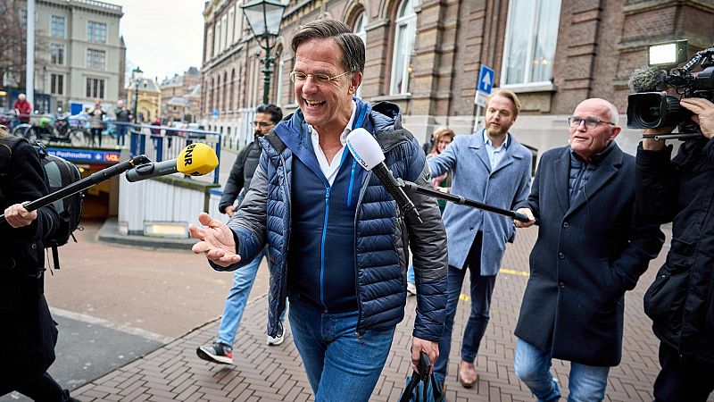 Países Bajos acuerda un gobierno 'a cuatro' nueve meses después de las elecciones