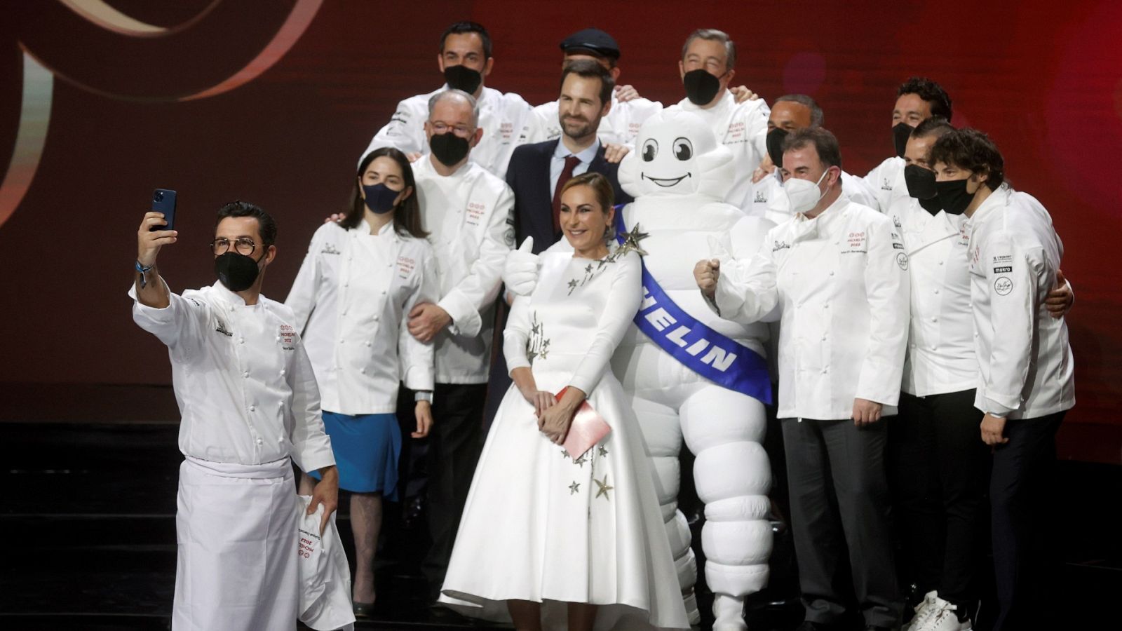 El chef marbellí Dani García ha vuelto a lo grande a la Guía Michelin, con dos estrellas | Ver
