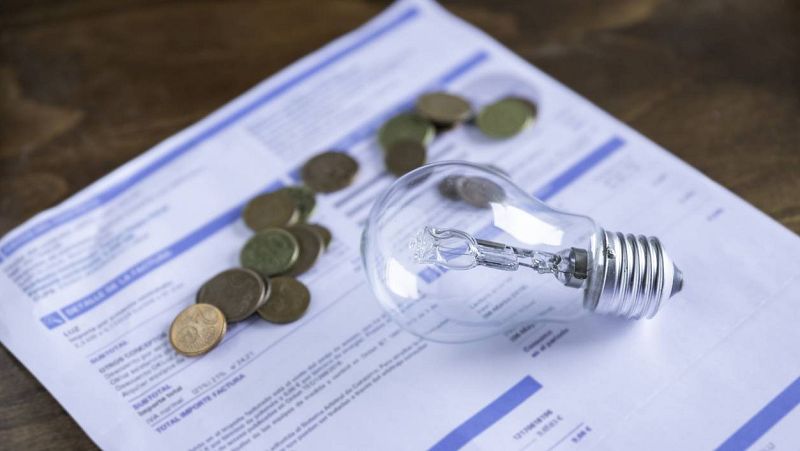 Els preus de subministraments i carburants inflen l'IPC