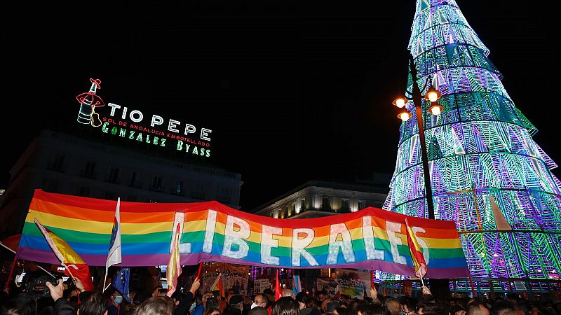 El colectivo LGTBI protesta en Madrid contra la Ley de Igualdad de Vox