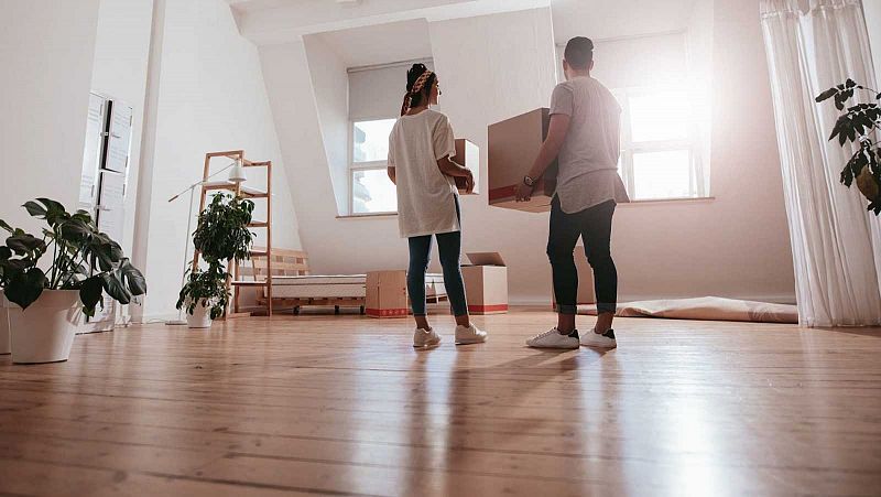 Los jóvenes menores de 30 años emancipados no alcanzan el 15%, la cifra más baja de este siglo
