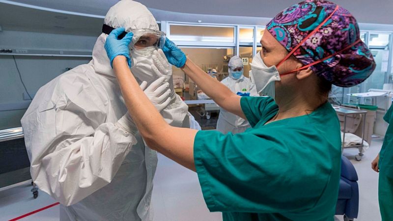 La justicia balear avala exigir el pasaporte COVID a sanitarios y en los bares