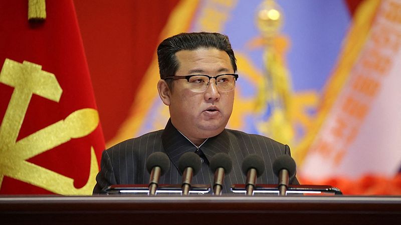 Pionyang pide confiar en Kim Jong-un en el décimo aniversario de su llegada al poder