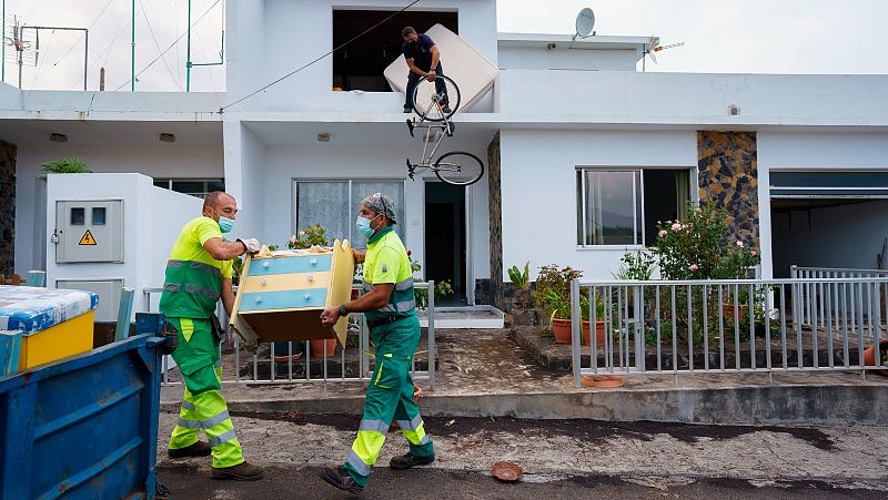 Los primeros realojados del volcán: "Cada día pienso en la casa que perdí"