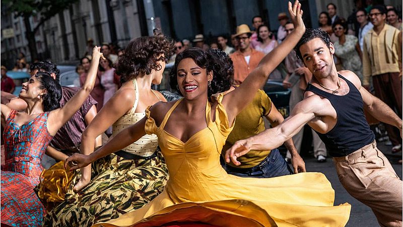 'West Side Story' triunfa en los Globos de oro con tres premios importantes