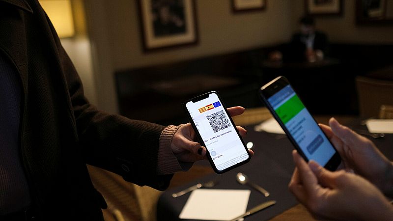 La UE limita la validez del pasaporte COVID a nueve meses sin dosis de refuerzo