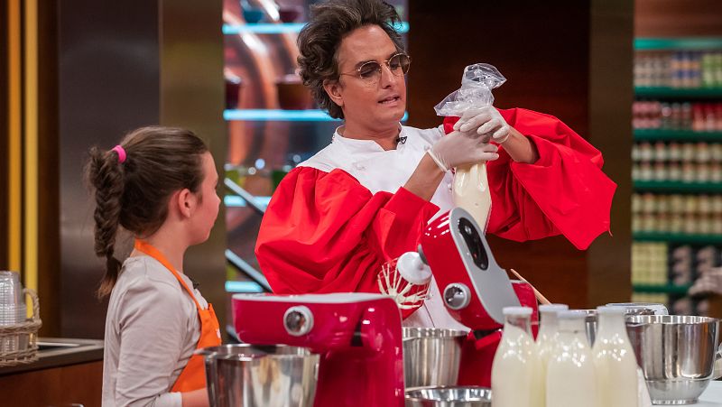 ¿Qué pasa en MasterChef Junior con Bertín Osborne? Josie y Ariel cantan sus canciones