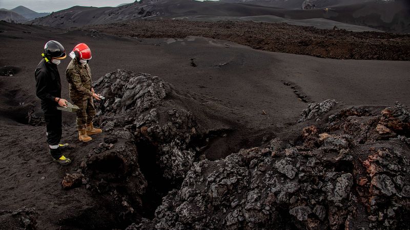 Los afectados por el volcán de La Palma se manifiestan por una vivienda digna