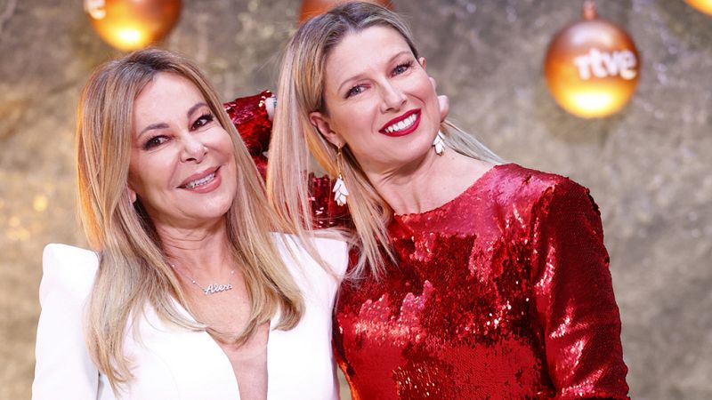 Todos los vestidos de Anne Igartiburu en las Campanadas