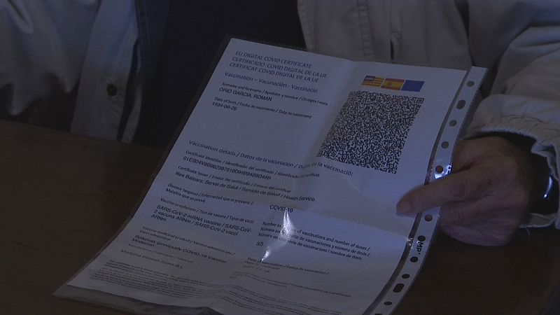 Des de demà serà obligatori el passaport covid per entrar a bars, restaurants i cafeteries