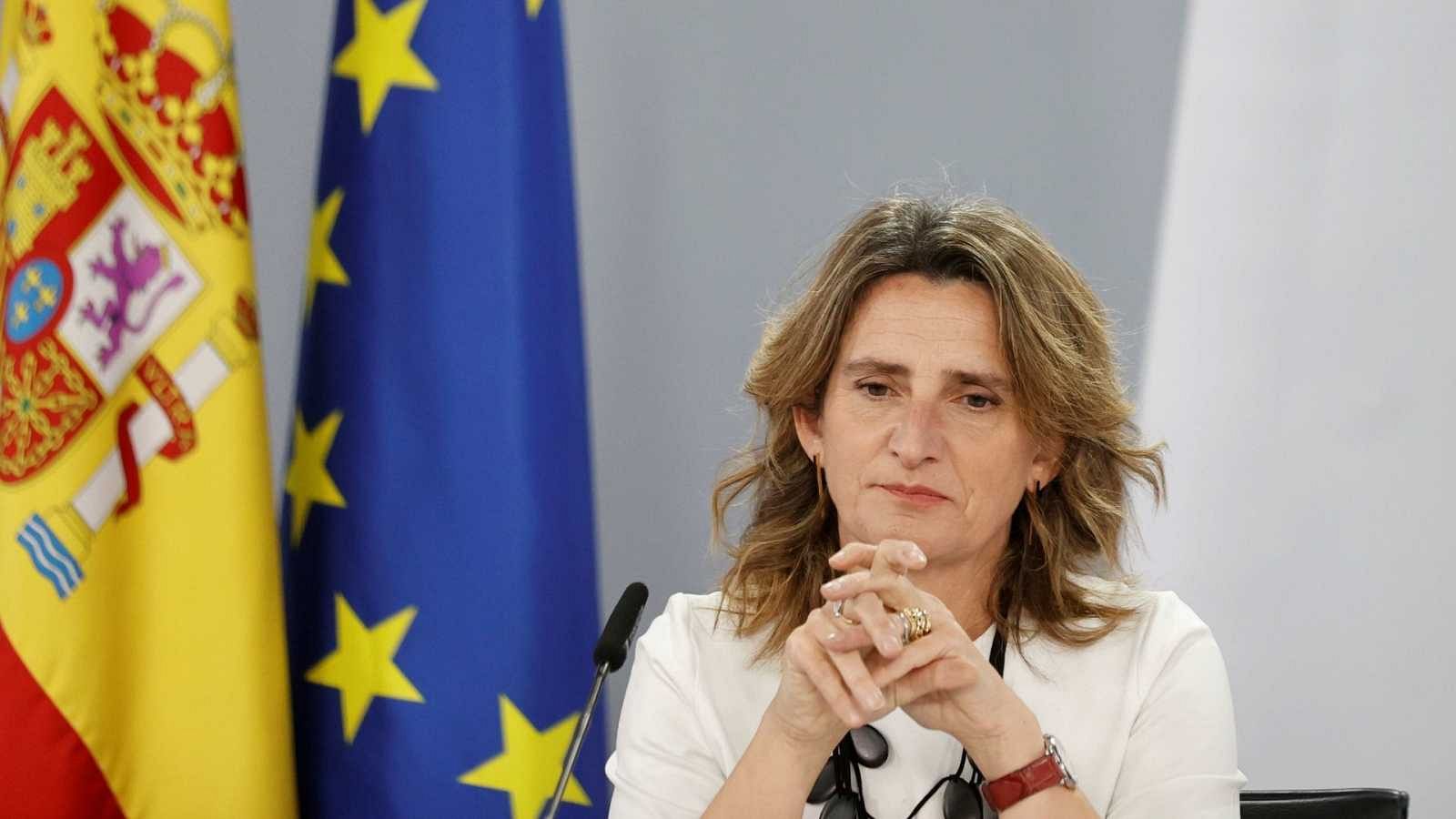 España rechaza calificar como "verdes" la energía nuclear y el gas como propone Europa | Ver