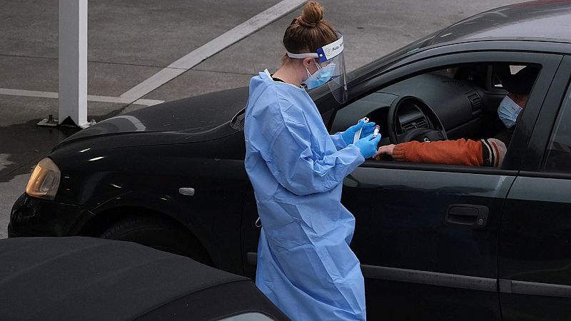 El leve alza de ingresos empaña el freno de contagios en muchas comunidades