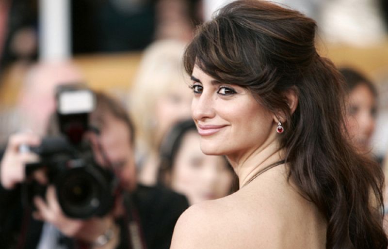 Kate Winslet se impone a Penélope Cruz en los premios del gremio de actores