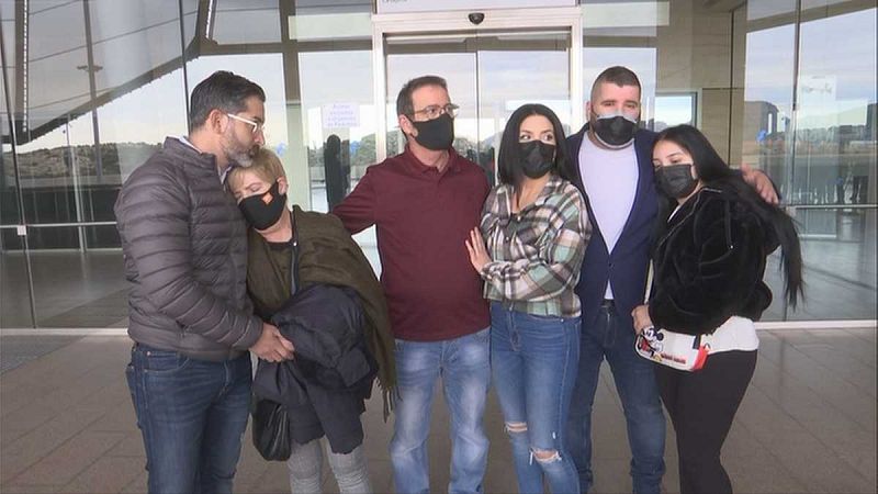 La jueza impone la prohibición de salir del país al cirujano de la mujer fallecida tras una lipoescultura