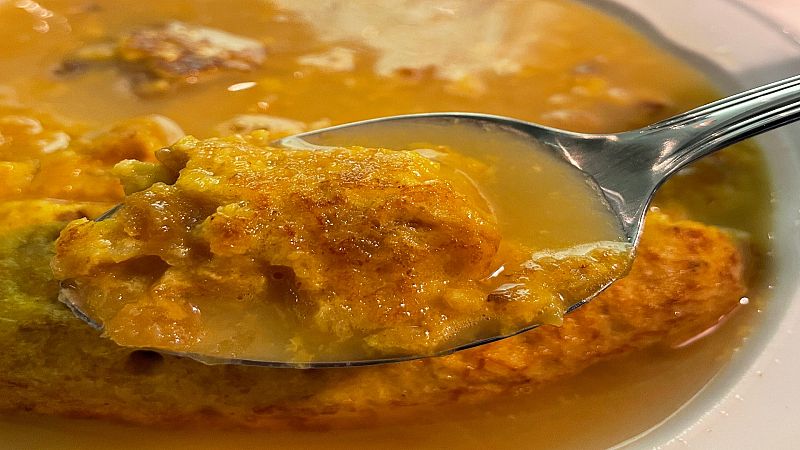 Tortillas flotantes: en consom� o salsa, otra vuelta a la tortilla