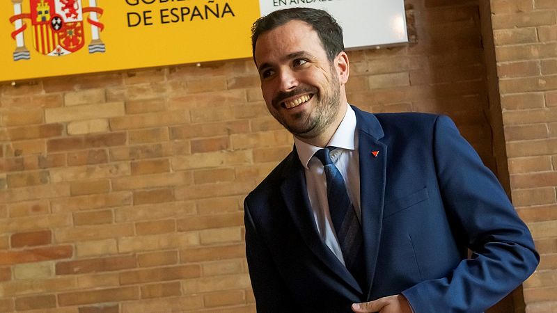 Garzón ve "impecables" sus palabras y aclara que sus críticas a las macrogranjas son "como ministro de Consumo"