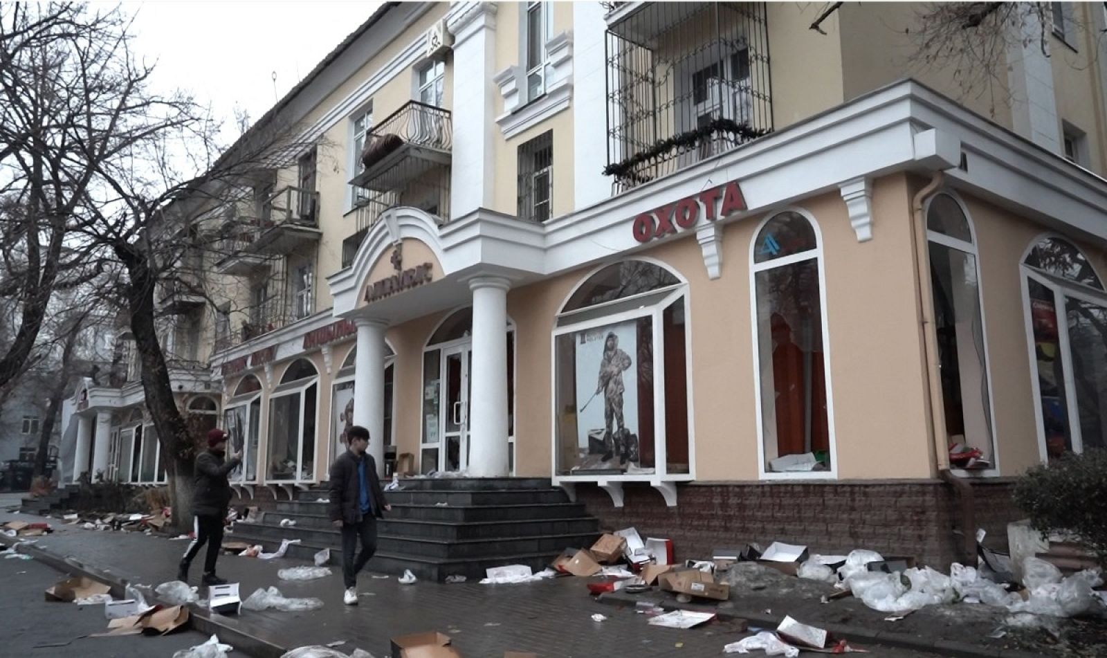 El presidente de Kazajistán autoriza ¿disparar a matar¿