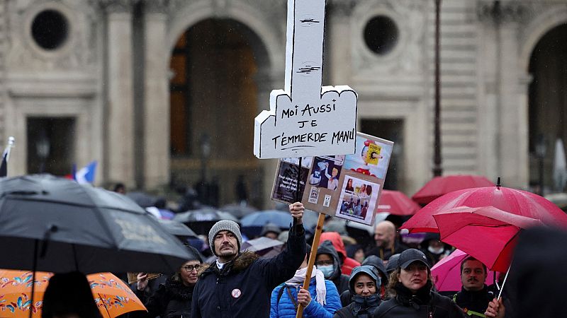 Multitudinarias protestas en Francia por la presión de Macron a los no vacunados