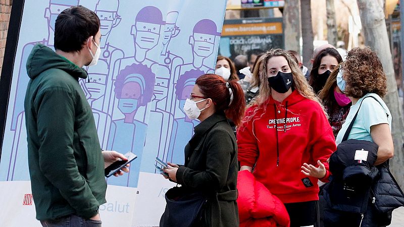 El riesgo de tratar la COVID-19 como una gripe: "Lo que vamos a tener son más contagios"