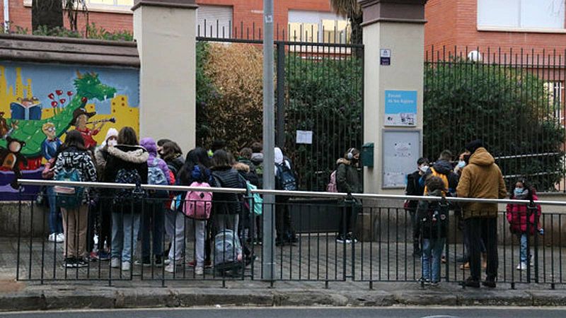 Educació nomena 1.568 docents de forma extraordinària
