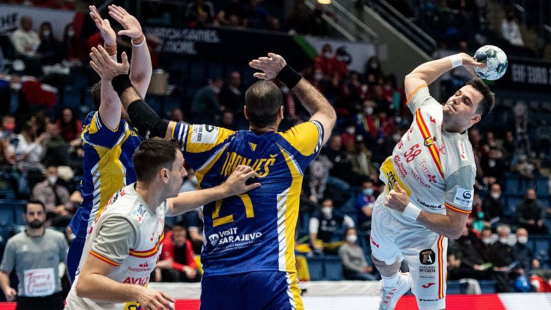 Espa�a viaja invicta a la 'Main Round' tras un inconsistente triunfo sobre Bosnia