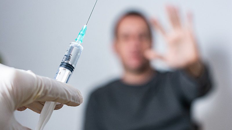 Oleada de despidos en EE.UU. a trabajadores no vacunados contra el coronavirus