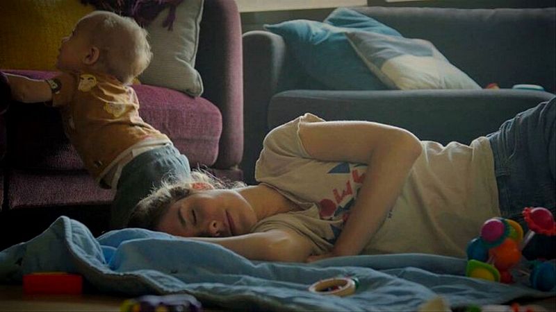 Así es 'Cinco lobitos', una película que explora los interrogantes de la maternidad