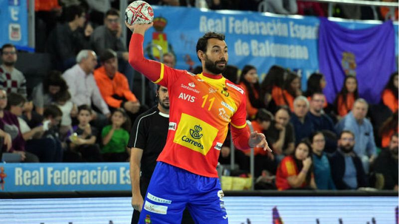 Jordi Ribera llama a Dani Sarmiento por las bajas de coronavirus en los Hispanos