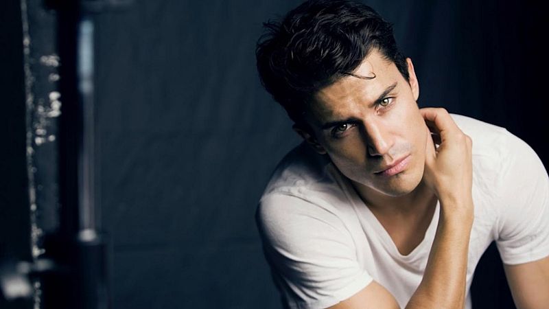 Álex González se 'carga' todas sus vidas y lo hace por un motivo muy especial