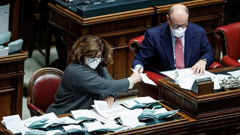 Fracasa el tercer intento del Parlamento italiano para escoger al presidente y continúan las negociaciones políticas