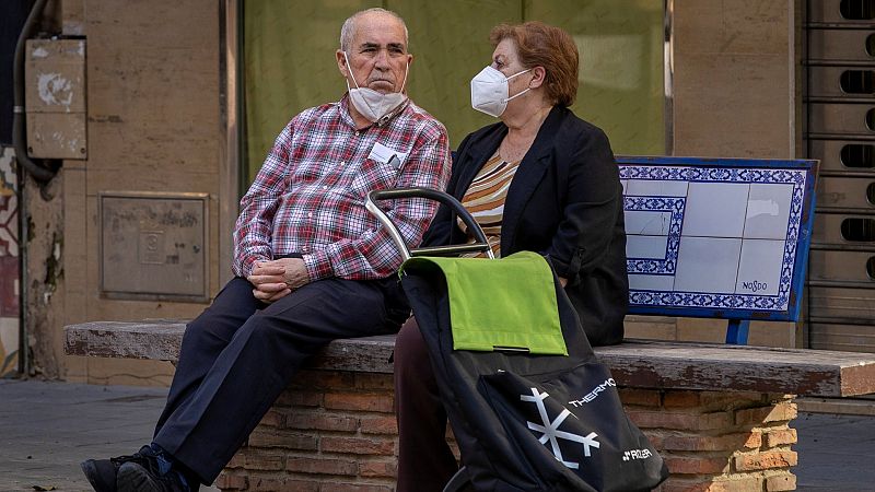 Familias que sobreviven con las pensiones de los abuelos: "Sin ayuda tendría problemas para comer decentemente"