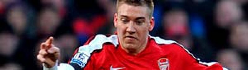 Arsenal y Aston Villa  desaprovechan su oportunidad