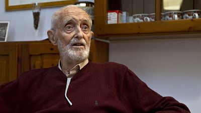 José Luis Sampedro: "La vida no se para y sigue"