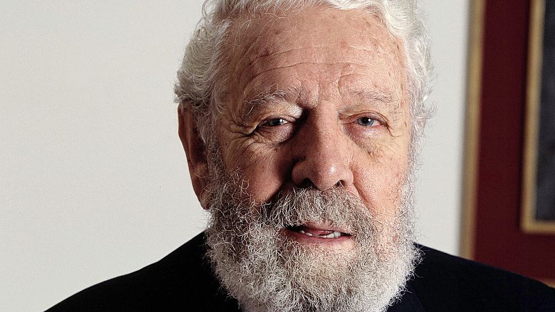 Luis García Berlanga y los zapatos de tacón, retrato de un fetichista confeso