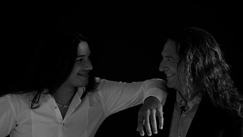 ¿Qué le contestó Camarón a Tomatito cuando le dijo que su disco era "muy feo"?