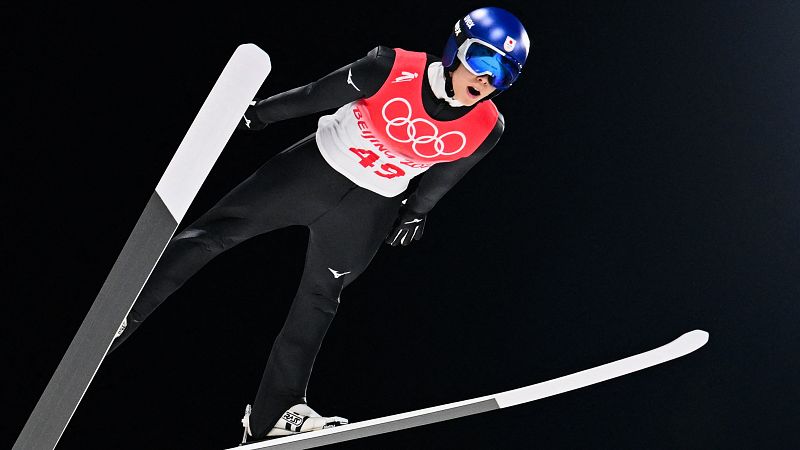 Japón frena una sequía de 50 años en saltos y el equipo ruso suma su primer oro