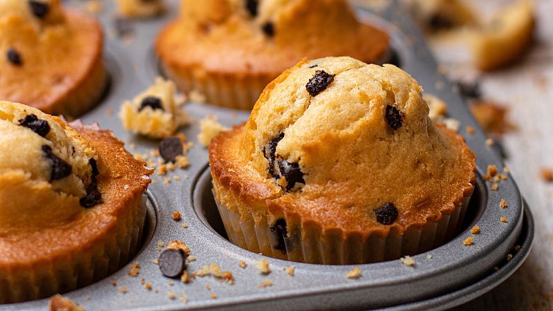 Magdalenas con pepitas de chocolate de Petit Fit