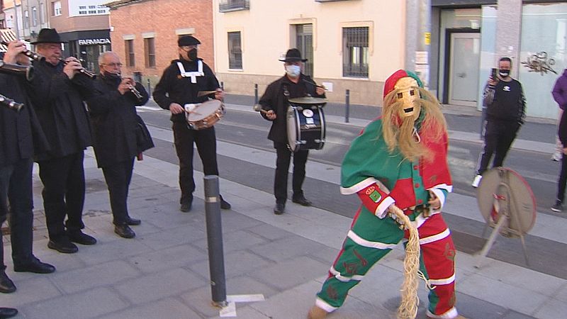 Vuelven las botargas a Cabanillas del Campo 150 aos despus