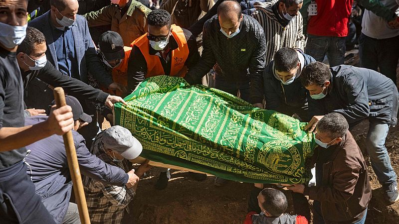 Marruecos despide a Rayan en un funeral multitudinario: "Es hijo de todos nosotros"