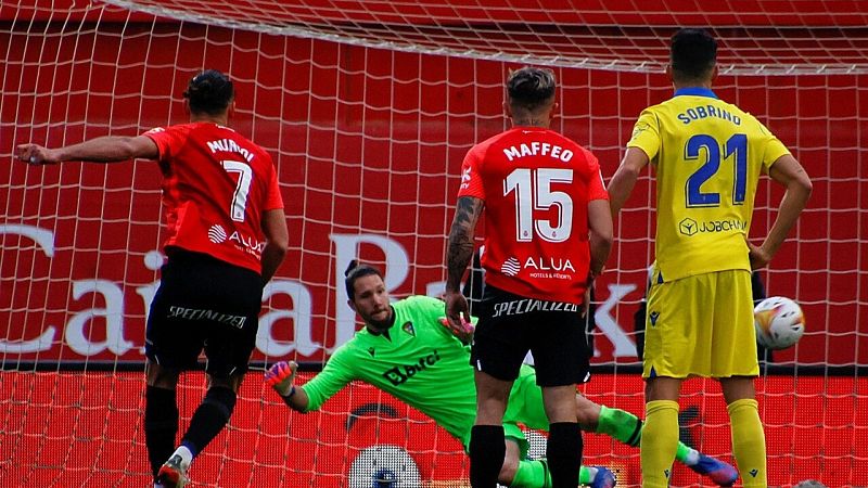 Manuel Vizcaíno: "A Rubiales lo veo alejado del fútbol de la calle"