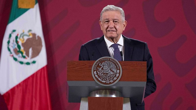 El presidente de México matiza sus palabras y aclara que "no hay ninguna ruptura" con España